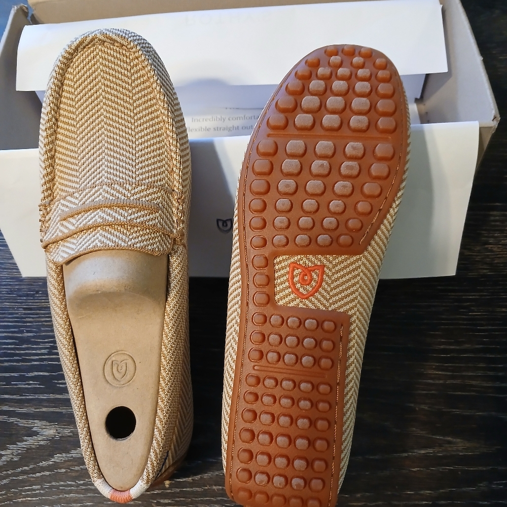 Rothy's Tan Chevron Knit Moccasin Flats - Picture 2 of 6